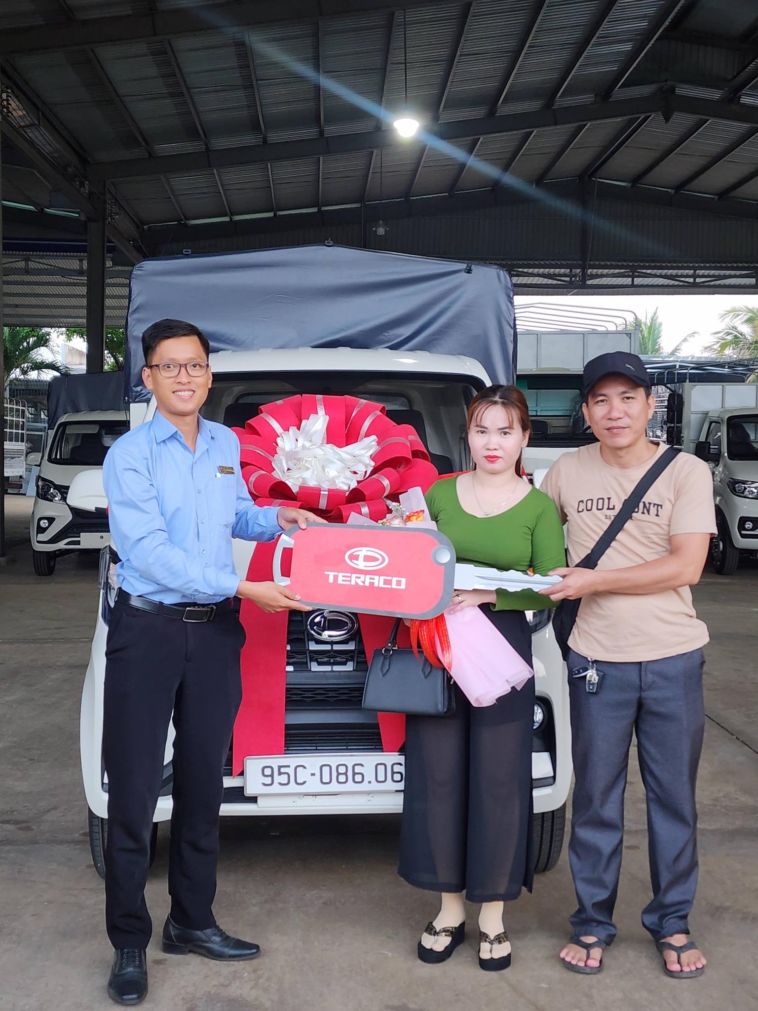 Trân trọng bàn giao xe Tera Star Plus cho quý khách hàng tại Hậu Giang!